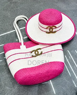 Sac Plage Avec Chapeau
