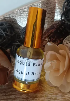 Plus De 30 Senteurs Disponibles Pour Nos Extraits De Parfums