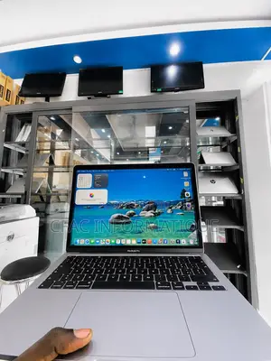 Nouveau Apple MacBook Pro 2020 32GB Intel Core i7 SSD 512GB