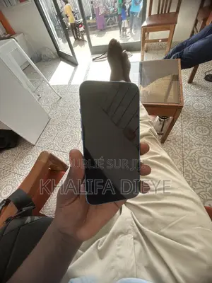 Nouveau Apple iPhone 13 128 GB Bleu