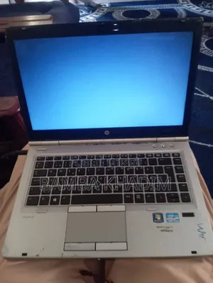 Ordinateur portable HP EliteBook 8470P 4GB Intel Core i5 HDD 500GB