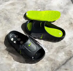 Nike Mind 001