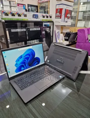Ordinateur portable Dell Latitude 7400 16GB Intel Core i7 SSD 256GB