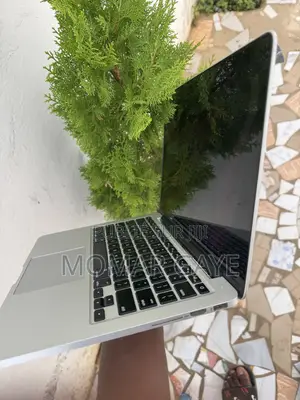 Ordinateur portable Apple MacBook Pro 2014 8GB Intel Core i5 SSD 256GB