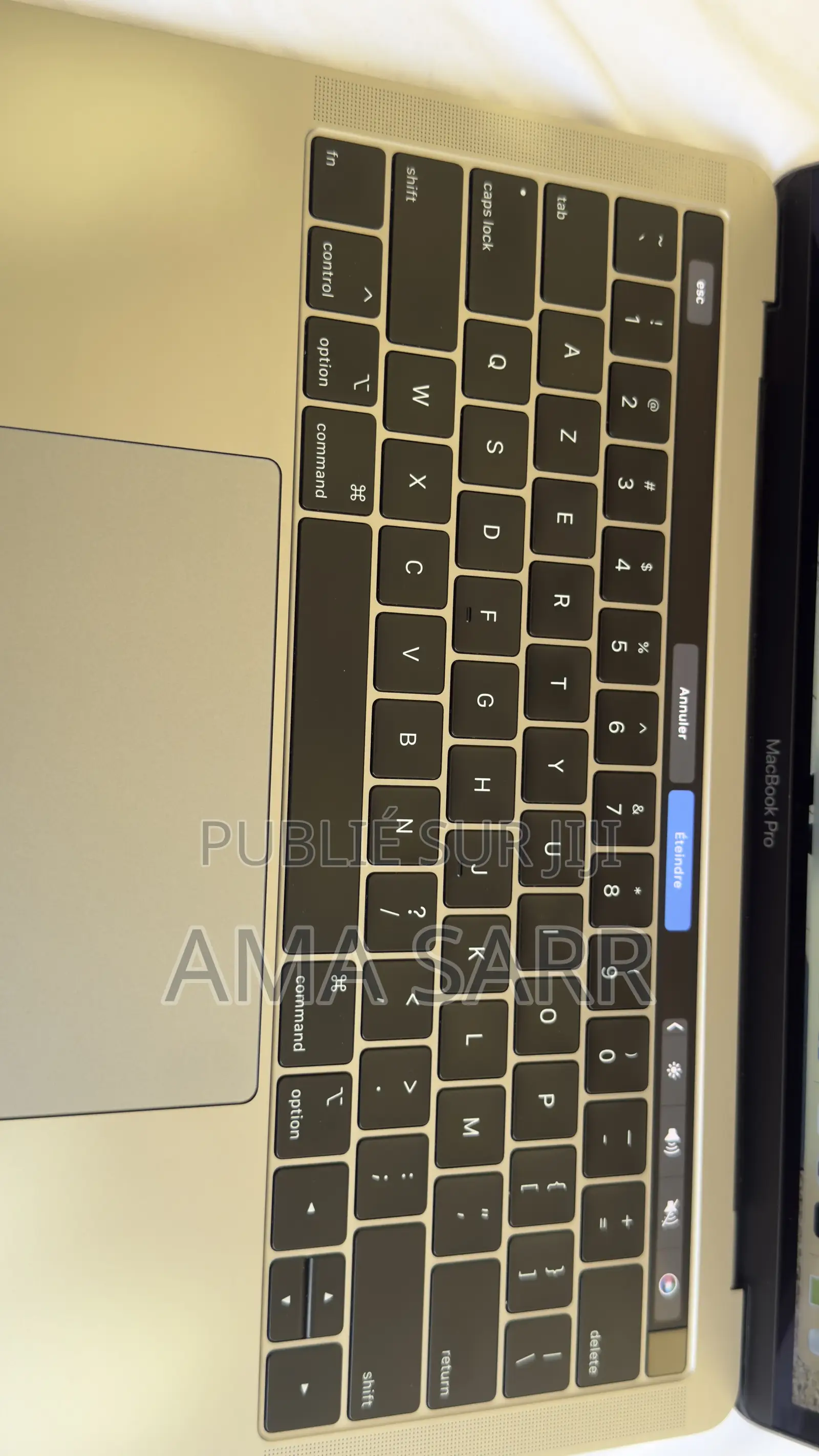 Apple MacBook Pro 2020 16GB Intel Core i7 SSHD+SSD 512GB