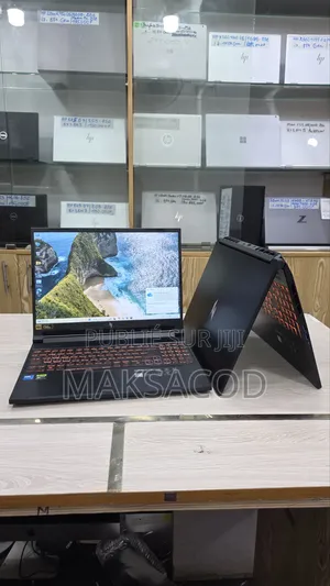 Ordinateur portable Acer Nitro 5 32GB Intel Core 7 SSD 512GB