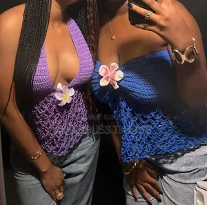 Top d'Hibiscus Au Crochet