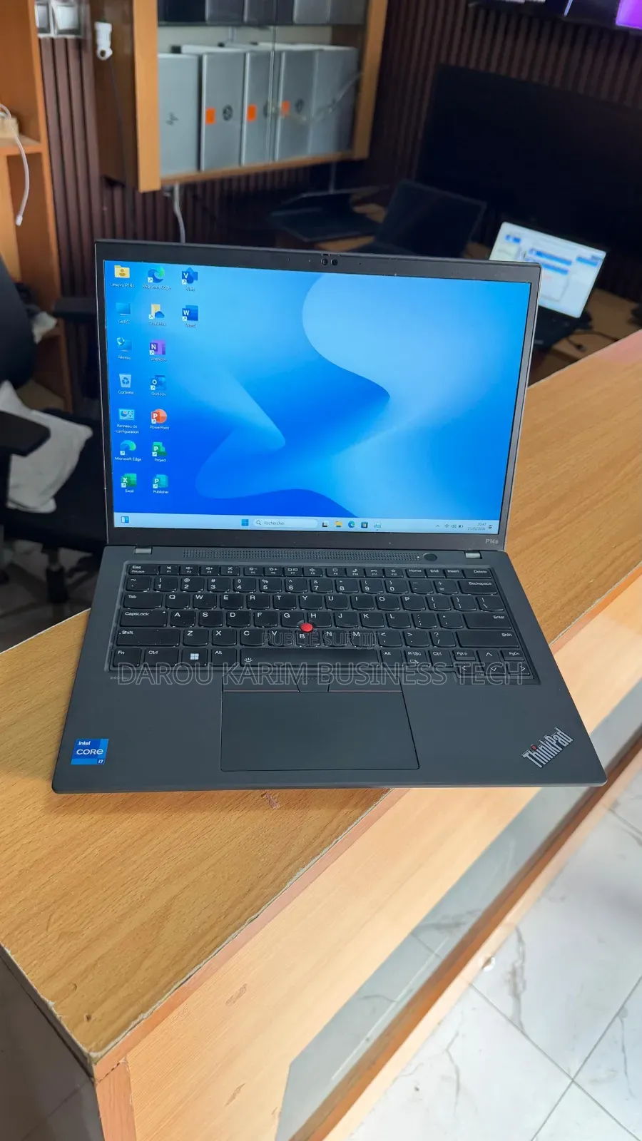 Nouveau Lenovo ThinkPad P14s 16GB Intel Core i7 SSD 512GB