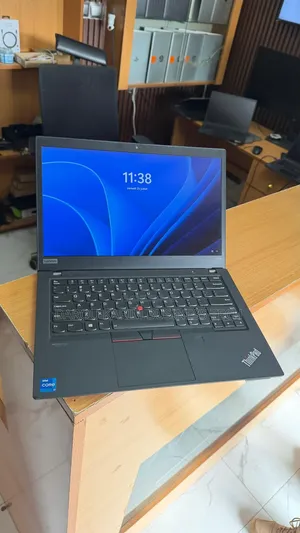 Nouveau Lenovo ThinkPad P14s 32GB Intel Core i7 SSD 512GB