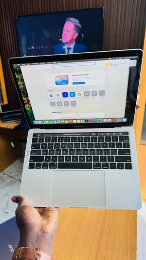 Nouveau Apple MacBook Pro 2019 16GB Intel Core i5 SSD 512GB