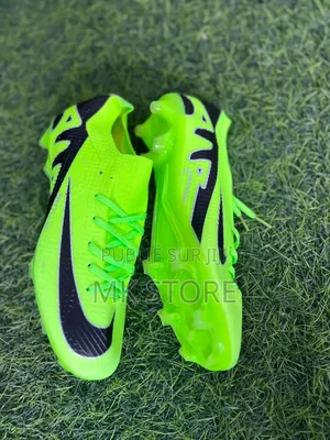 Mk Store Vente De Crampons Neufs a Prix Abordables