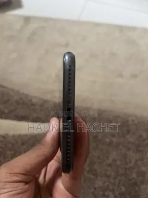 Apple iPhone 8 Plus 64 GB Noir