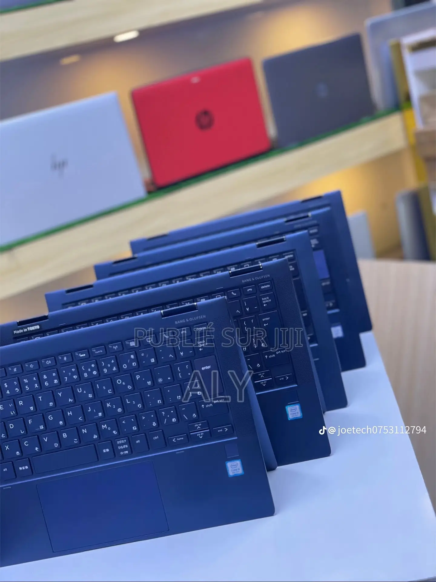 Nouveau HP Dragonfly G1 16GB Intel Core i5 SSD 256GB