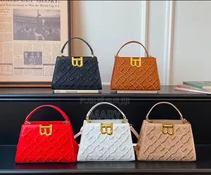Sac a Main Original Avec Marque Disponible