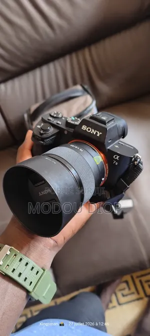Sony A7ll Et 50mm F1.8