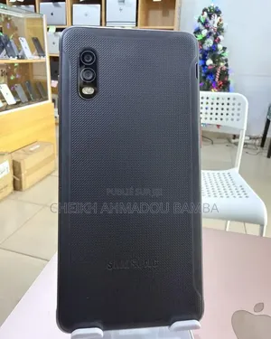 Nouveau Samsung Xcover Pro 64 GB Autre