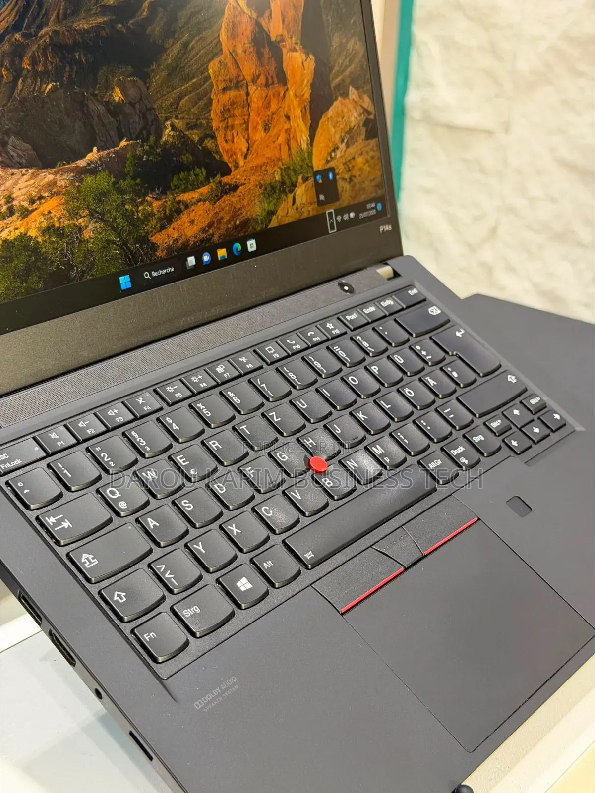 Nouveau Lenovo ThinkPad P14s 16GB Intel Core i7 SSD 256GB