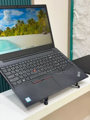 Nouveau Lenovo ThinkPad E580 8GB Intel Core i5 SSD 256GB
