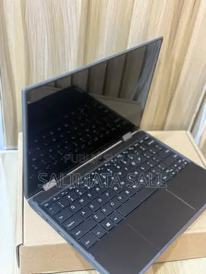 Ordinateur portable Lenovo 300e 8GB Intel Pentium SSD 128GB