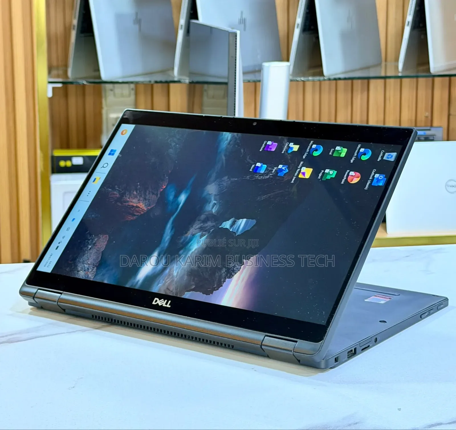 Nouveau Dell Latitude 7390 2-in-1 8GB Intel Core i5 SSD 256GB
