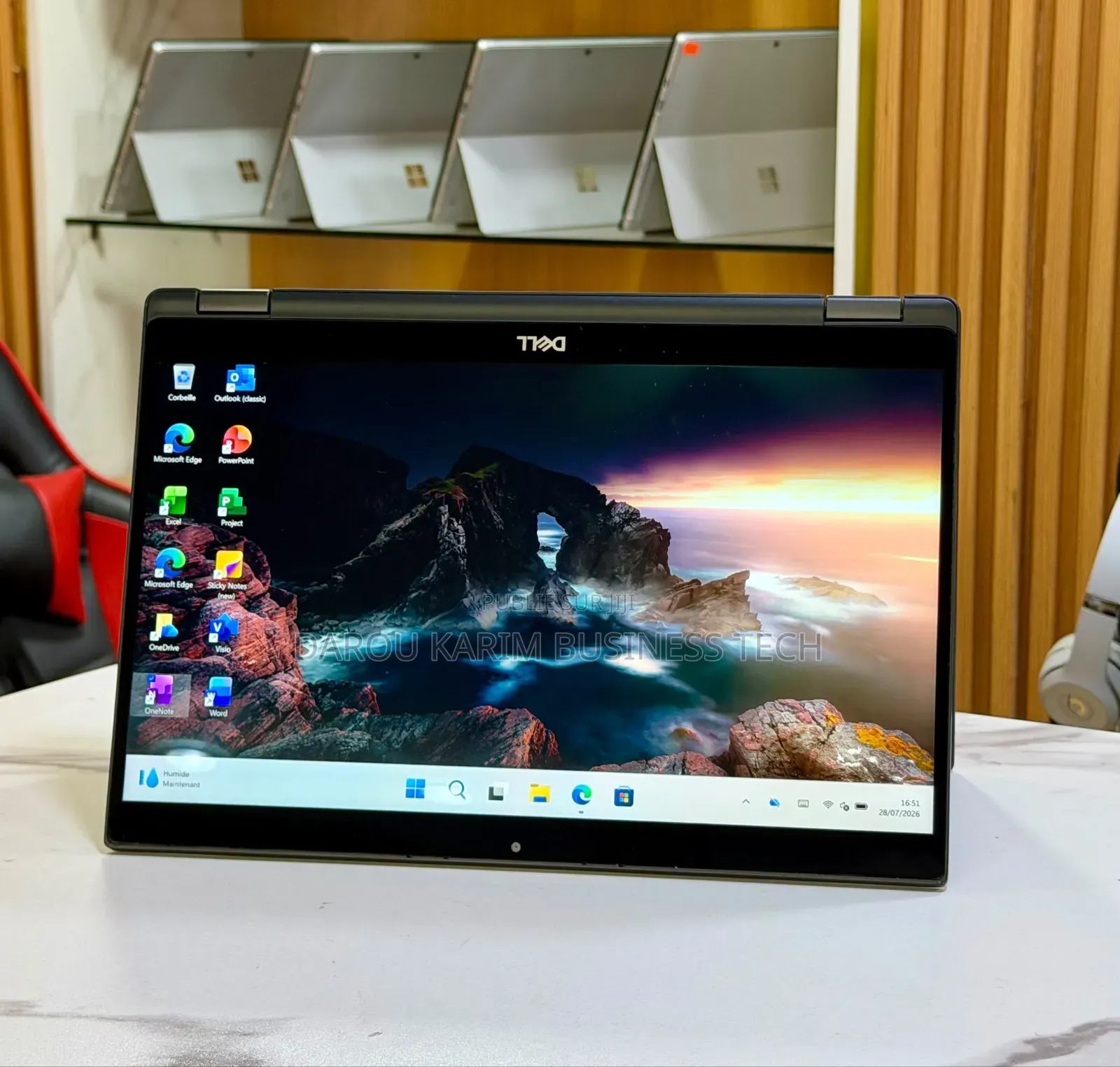 Nouveau Dell Latitude 7390 2-in-1 8GB Intel Core i5 SSD 256GB