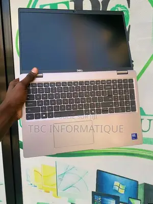 Nouveau Dell Latitude 5550 16GB Intel Core Ultra 5 SSD 256GB
