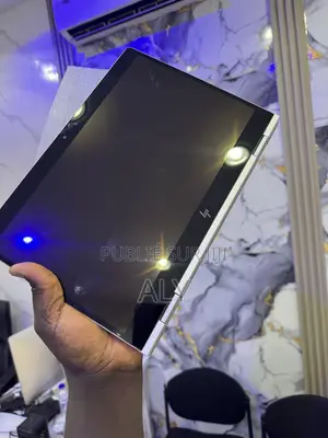 Nouveau HP EliteBook 830 G6 8GB Intel Core i5 SSD 256GB