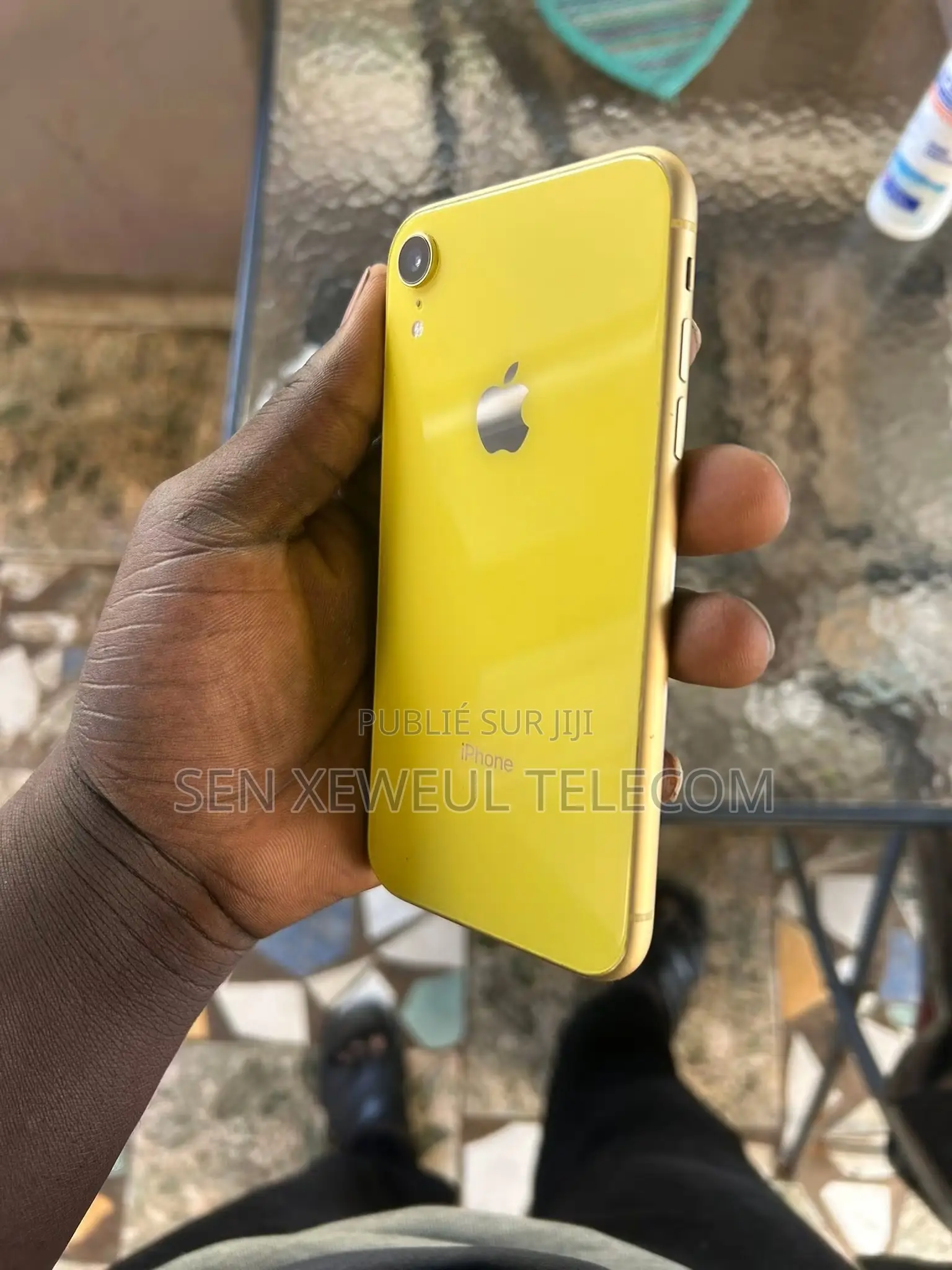Nouveau Apple iPhone XR 128 GB Jaune