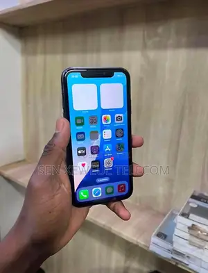 Nouveau Apple iPhone 11 128 GB Noir
