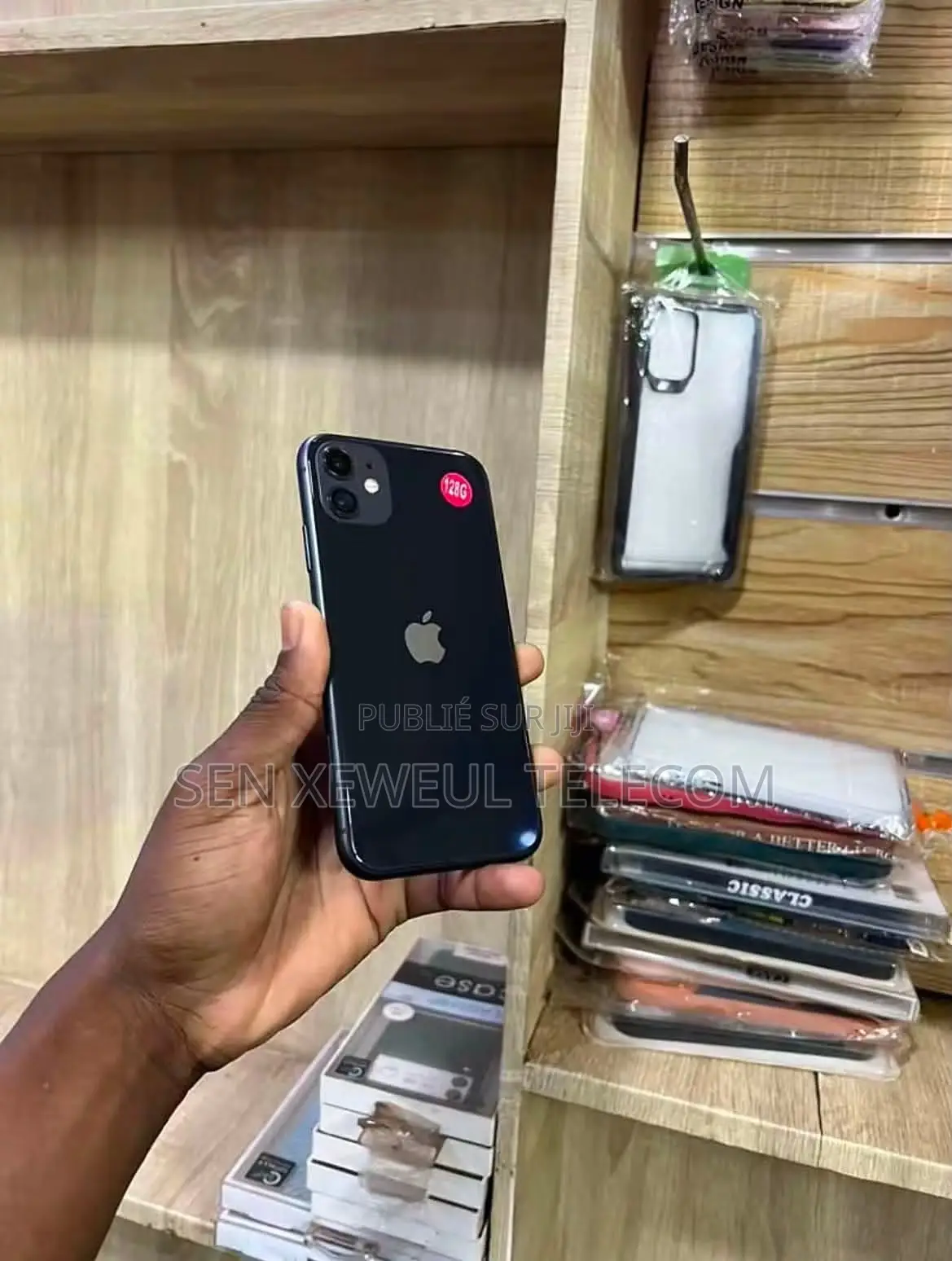 Nouveau Apple iPhone 11 128 GB Noir