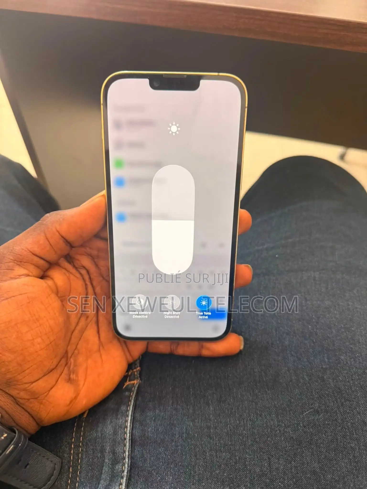 Nouveau Apple iPhone 12 Pro Max 256 GB Doré
