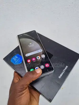 Nouveau Samsung Galaxy Fold 5G 512 GB Blanc