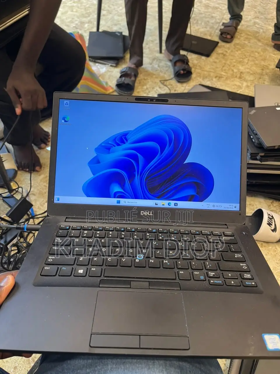 Ordinateur portable Dell Latitude 3189 16GB Intel Core i7 SSD 512GB