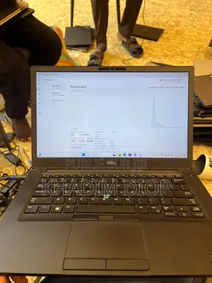 Ordinateur portable Dell Latitude 3189 16GB Intel Core i7 SSD 512GB