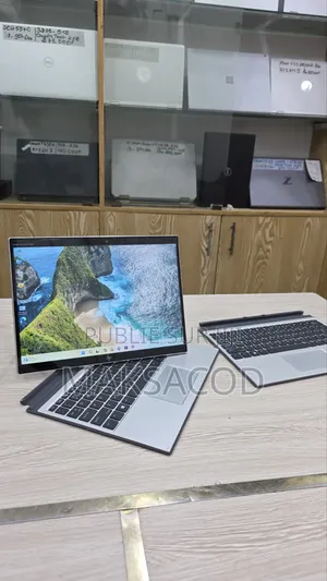 Ordinateur portable HP Elite X2 G8 16GB Intel Core i5 SSD 256GB