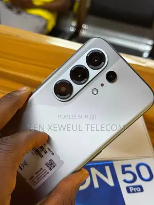 Nouveau Tecno Camon 50 Pro 256 GB Gris