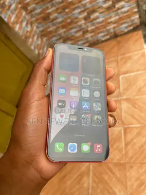 Nouveau Apple iPhone 12 256 GB Rouge