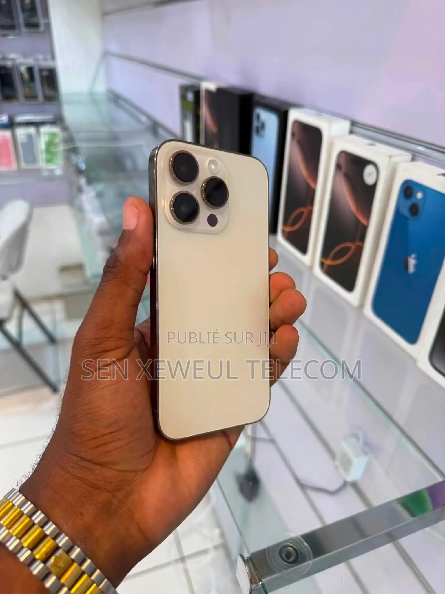 Nouveau Apple iPhone 14 Pro 512 GB Doré