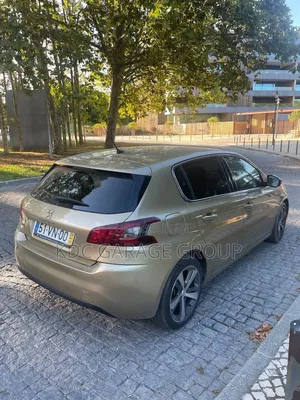 Peugeot 308 2018 Gris