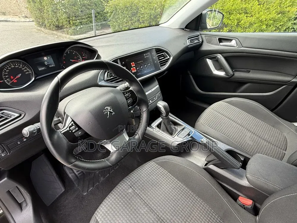 Peugeot 308 2018 Noir