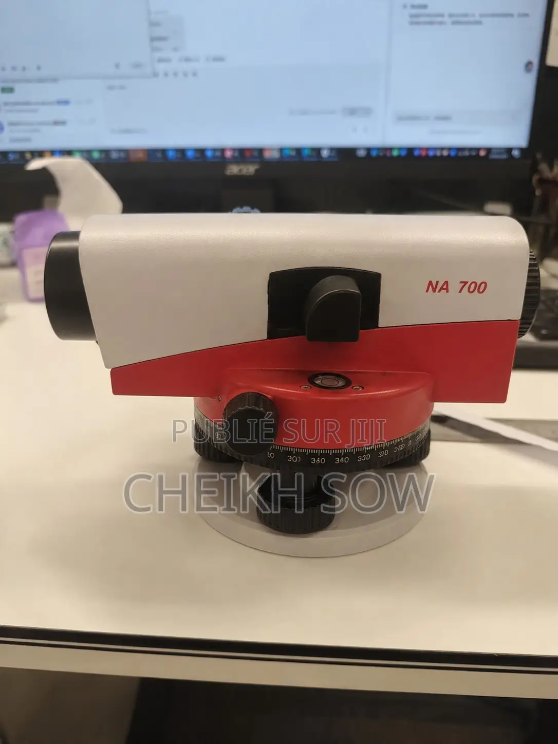 Niveau De Chantier Avec Accessoires NA700