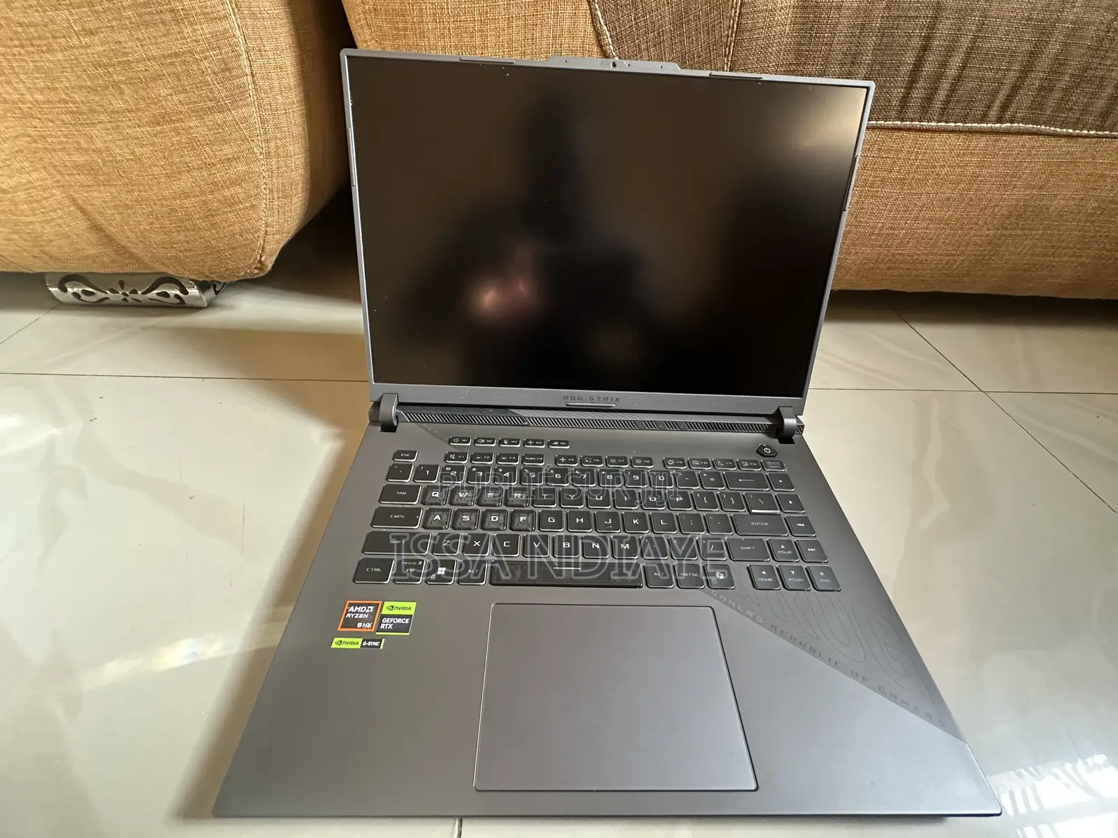 Ordinateur portable Asus ROG Strix G16 16GB AMD Ryzen 9 SSD 1T