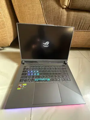 Ordinateur portable Asus ROG Strix G16 16GB AMD Ryzen 9 SSD 1T