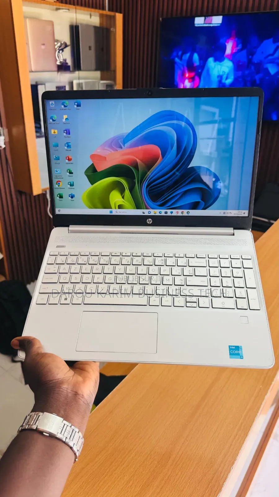 Nouveau Ordinateur portable HP 15S 8GB Intel Core i3 SSD 256GB