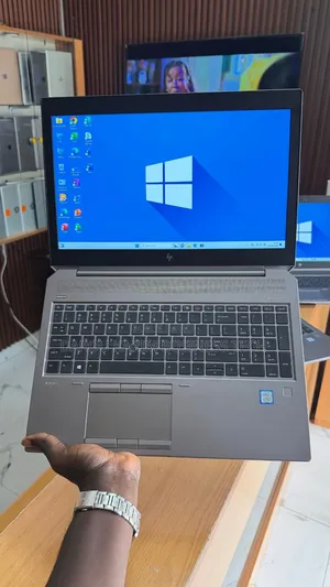 Nouveau Ordinateur portable HP ZBook 15 G5 32GB Intel Core i7 SSD 512GB