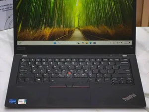 Nouveau Lenovo ThinkPad T14 16GB Intel Core i7 SSD 512GB