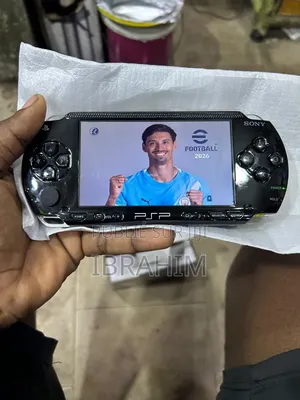 PSP Slim Neuf 30 Jeux Inclus Promo
