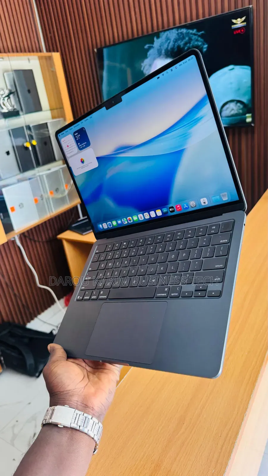 Nouveau Apple MacBook Air 2025 M4 16GB Apple M4 SSD 256GB