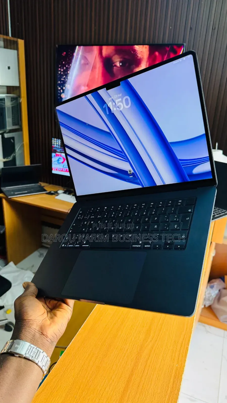 Nouveau Apple MacBook Air 2023 M2 8GB Apple M2 SSD 256GB