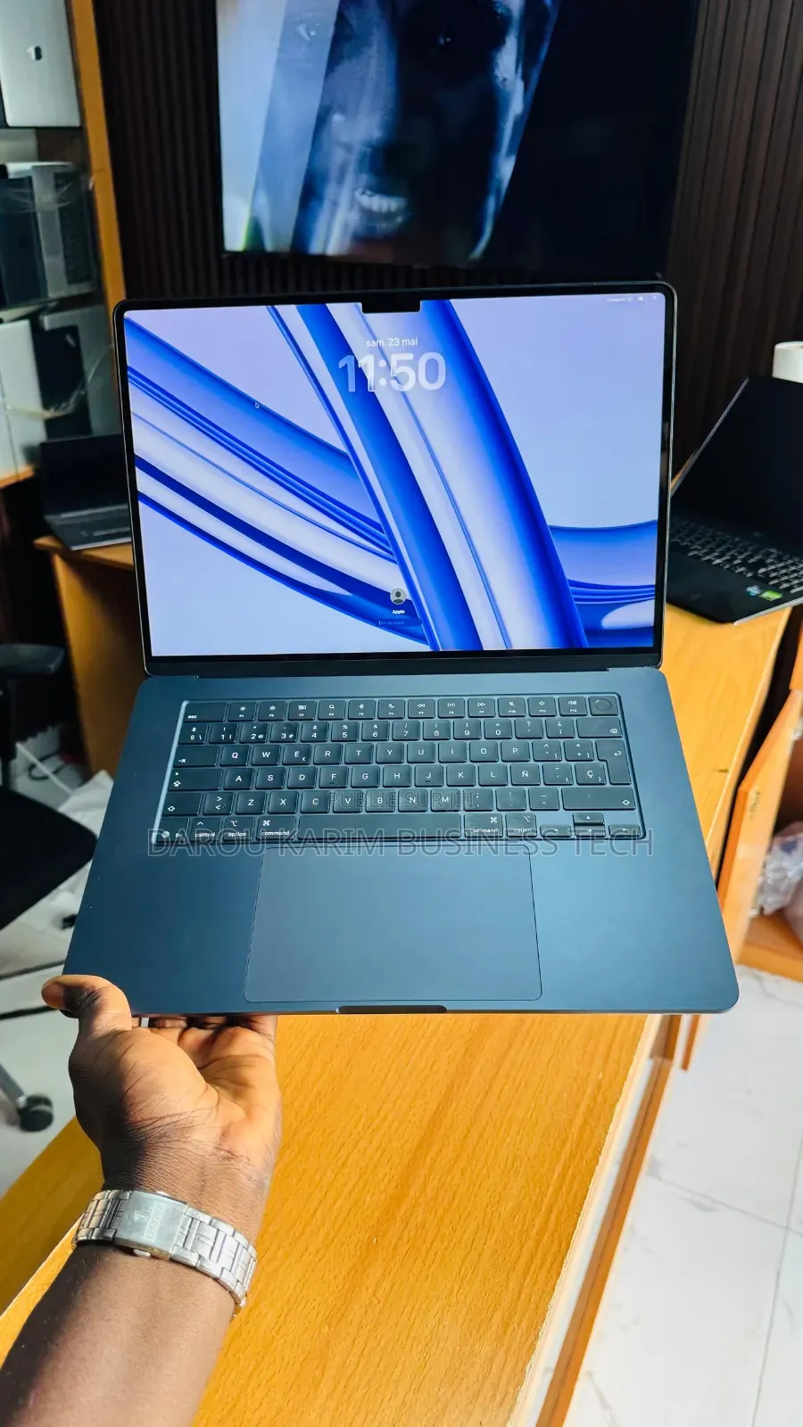 Nouveau Apple MacBook Air 2023 M2 8GB Apple M2 SSD 256GB